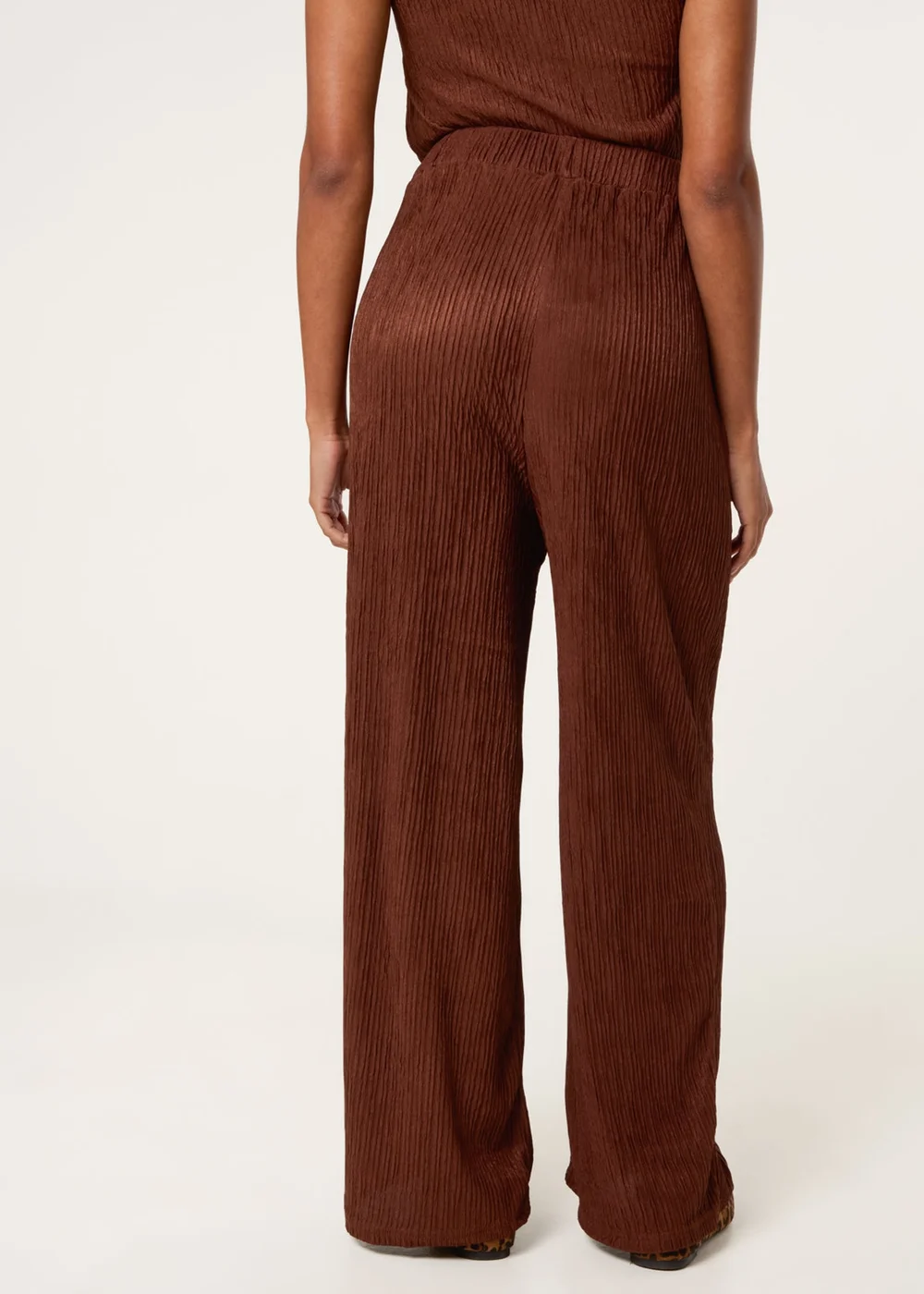 Blue Vanilla Brown Crinkle Elasticated Waist Wide Leg Trousers - L Image 4