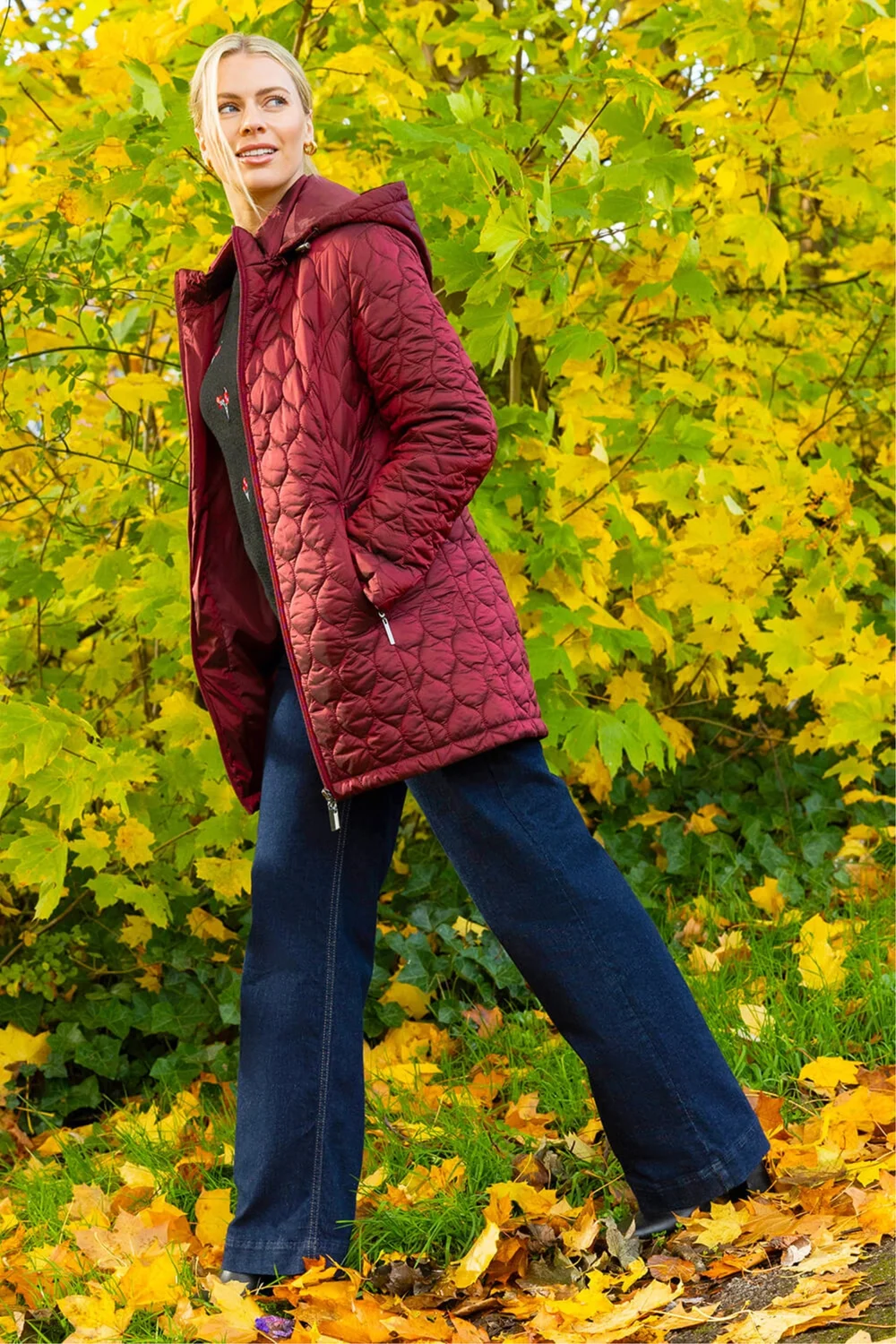 Roman Red Hooded Quilted Puffer Coat - 12 Image 2