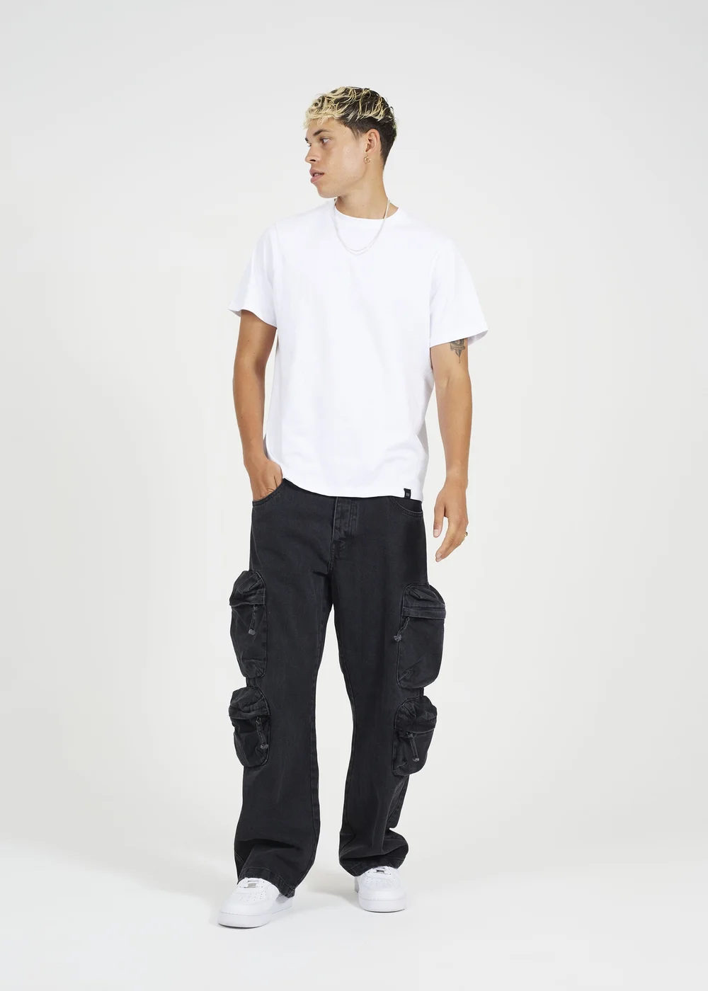 Brave Soul Black Cargo Style Wide Leg Denim Jeans - 32/L32 Image 4