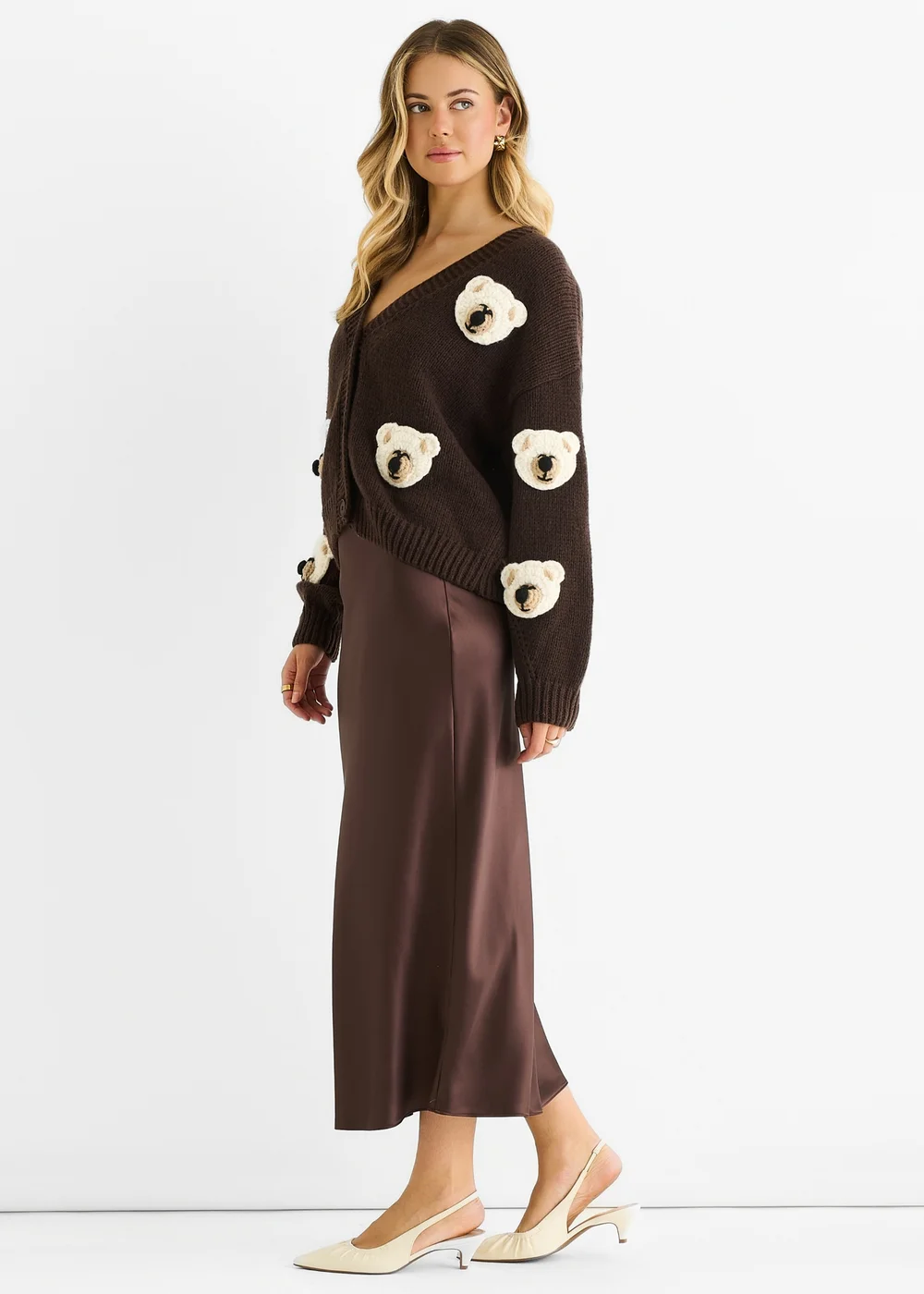 Gini London Chocolate 3D Contrast Teddy Crochet Cardigan - Medium/Large Image 4