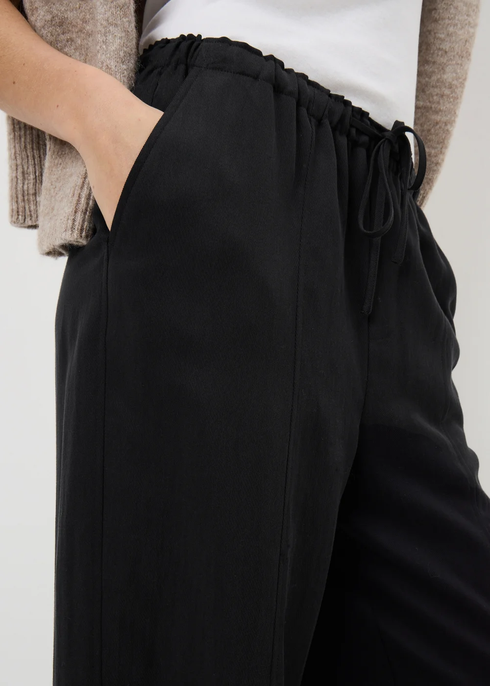 Black Lyocell Wide Leg Trousers - 14/L31 Image 3