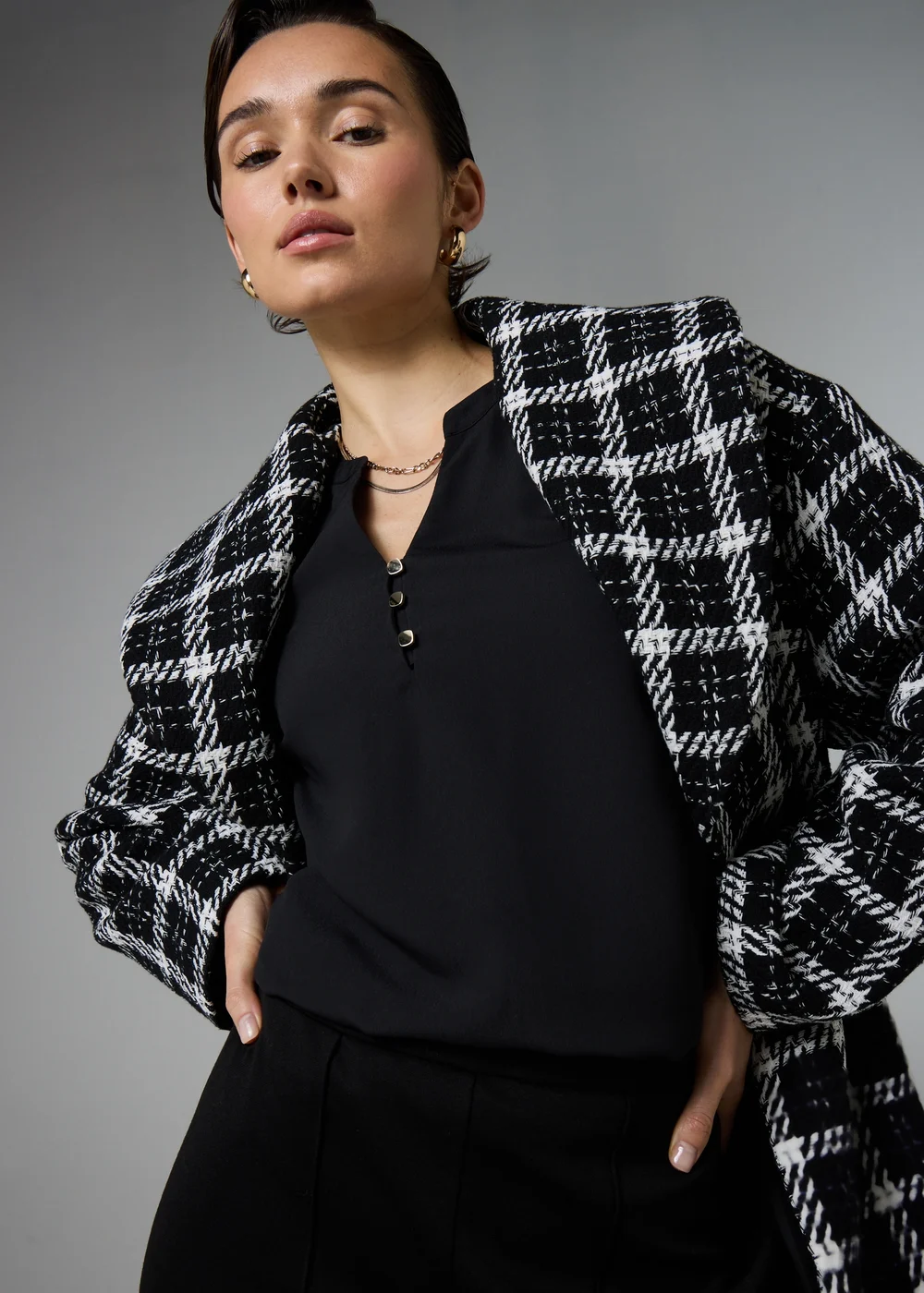 Et Vous Black Notch Neck Blouse - 8 Image 2