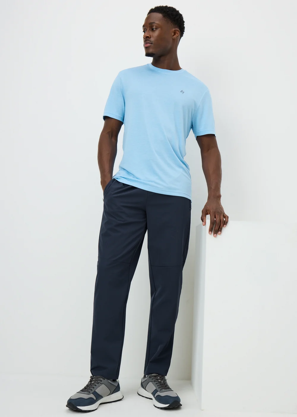 Souluxe Navy Woven Jogging Bottoms - XS Image 1