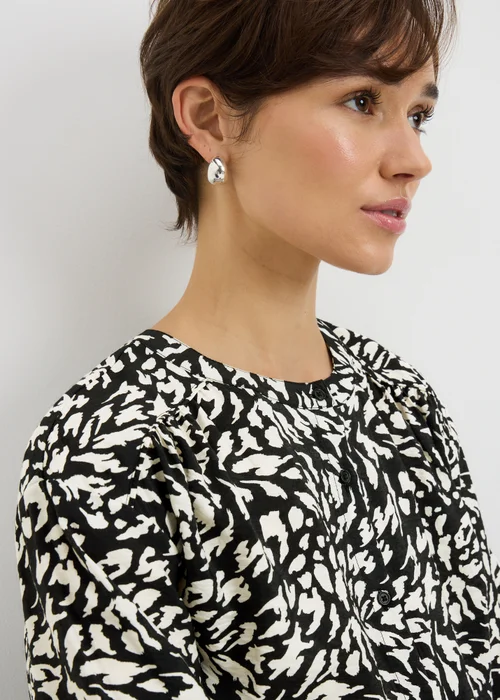 Black Animal Print Button Shirt - 22 Image 3