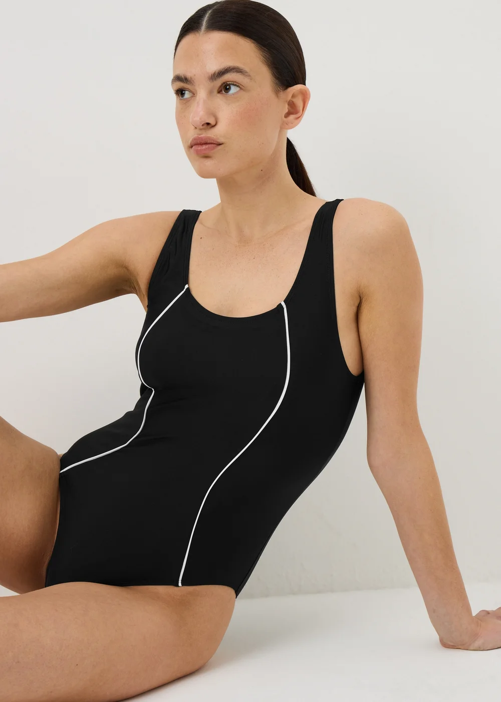 Souluxe Black Contrast Taping Swimsuit - 8 Image 1