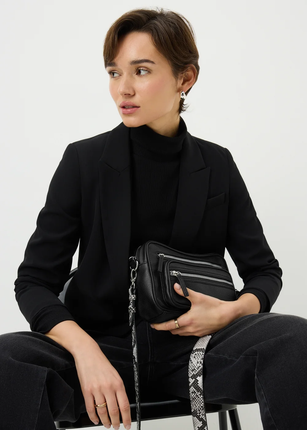Black Zip Camera Bag - One Size Image 1