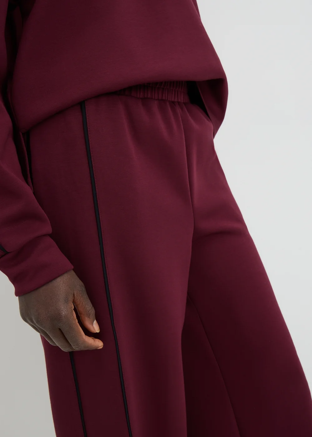 Burgundy Piped Scuba Wide Leg Co Ord Trousers - 22/L31 Image 2