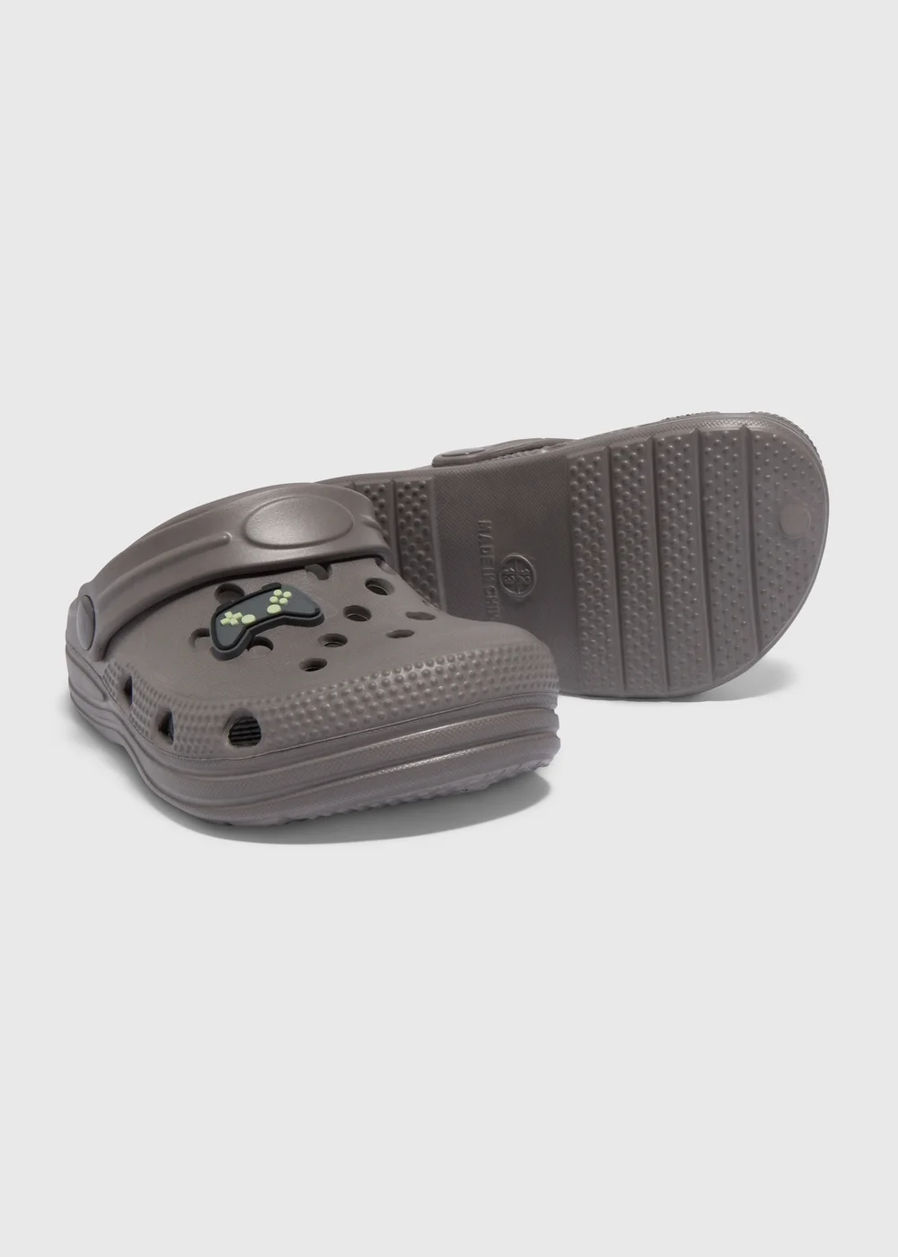 Boys Grey Gamer Clogs (Younger 4/5 - Older 5/6) - 4-5 Infants Image 2