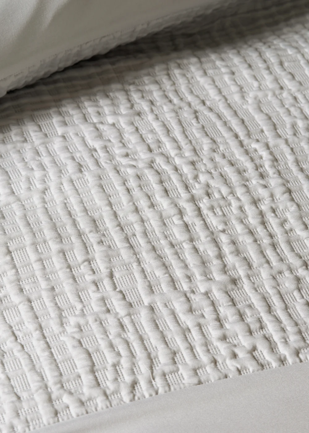 Grey Grid Pinsonic Duvet Set - Single Image 3