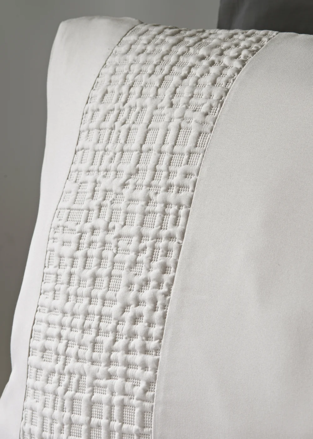 Grey Grid Pinsonic Duvet Set - Single Image 2
