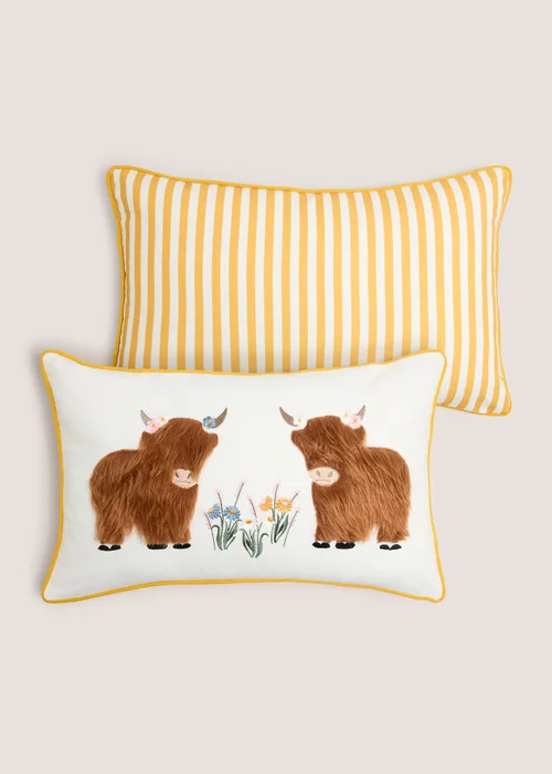 Highland Cow Tufted Cushion Image 2