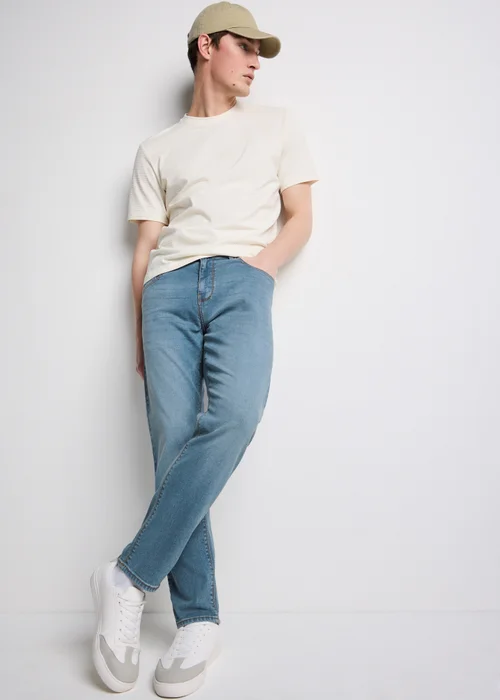 Mid Wash Tapered Fit Jeans - 34 L Image 2