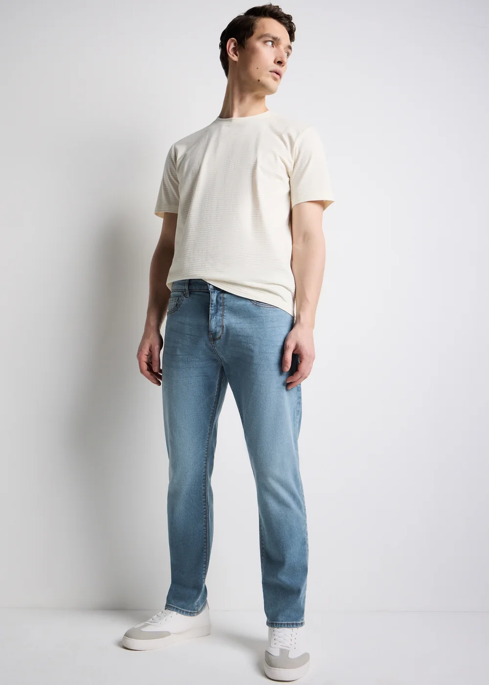Mid Wash Tapered Fit Jeans - 34 L Image 1