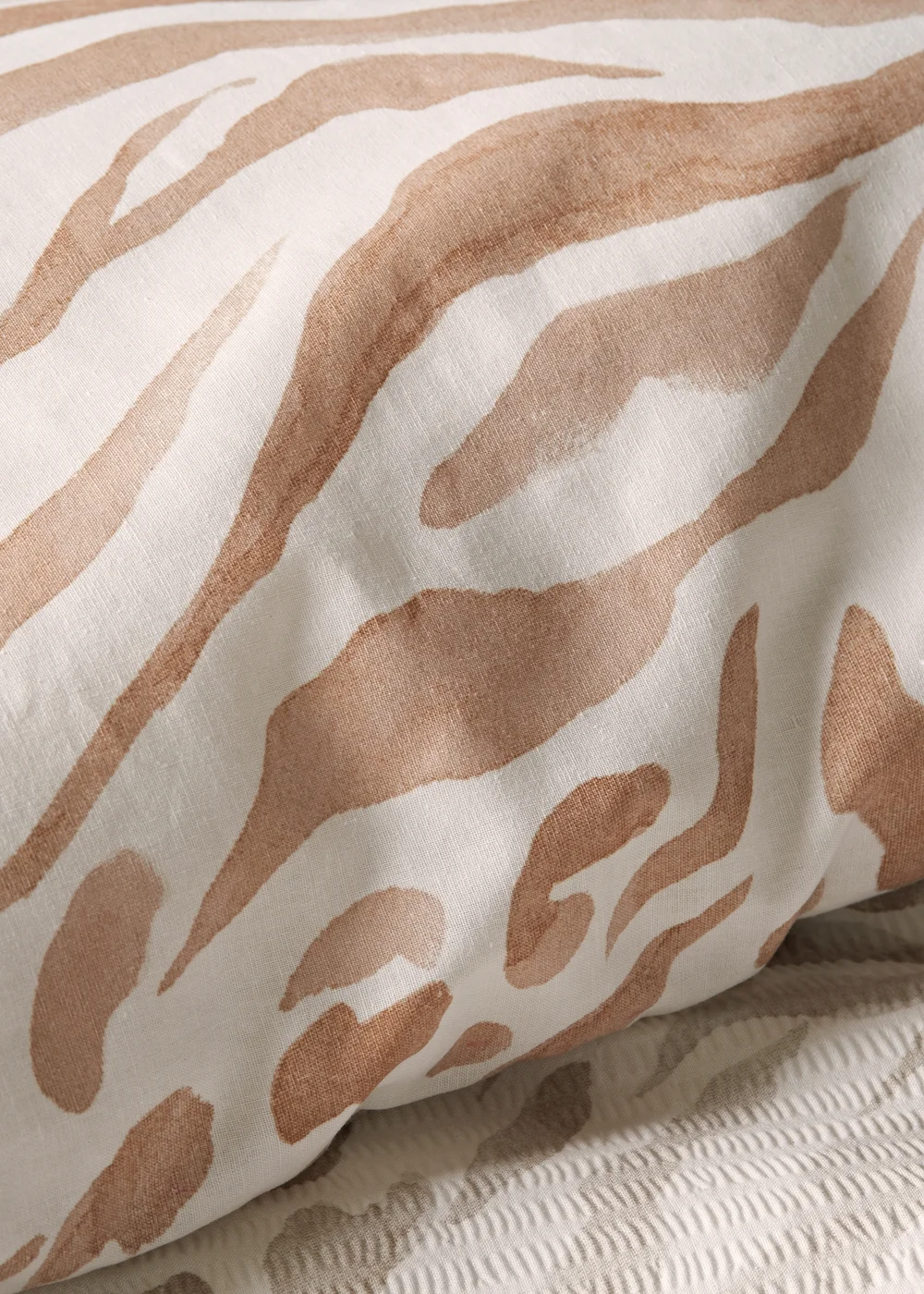 Natural Zebra Print Seersucker Duvet Set - Single Image 3