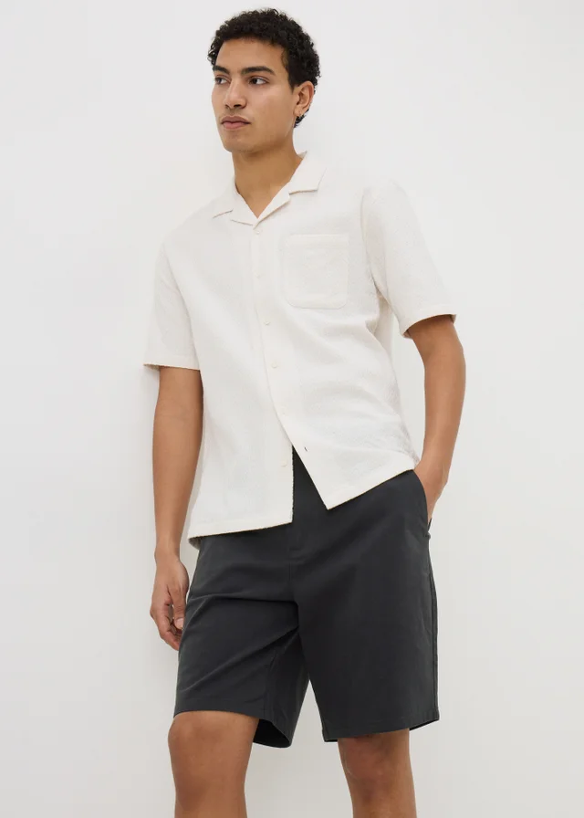 Black Regular Fit Chino Shorts