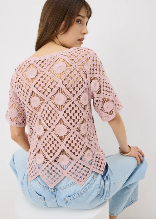 Light Pink Crochet Top - 10 Image 3
