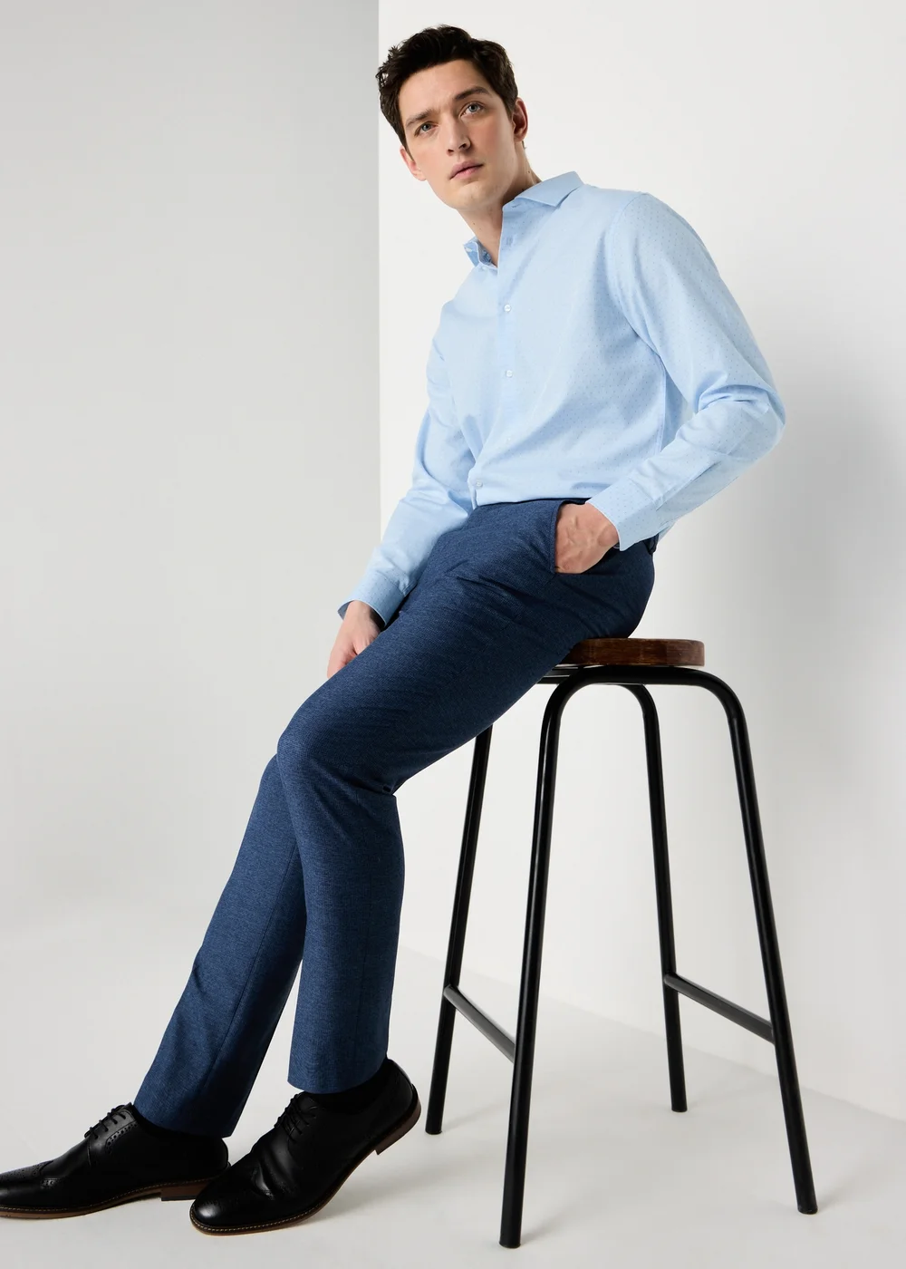 Taylor & Wright Blue Polka Dot Regular Fit Shirt - Large Image 2