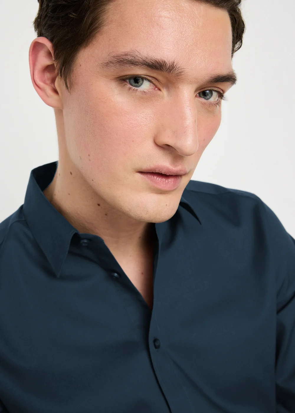 Taylor & Wright Navy Textured Regular Fit Shirt - L Image 3