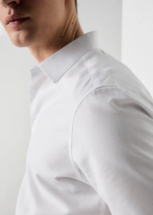 Taylor & Wright White Textured Regular Fit Short Sleeve Shirt - S Image 3