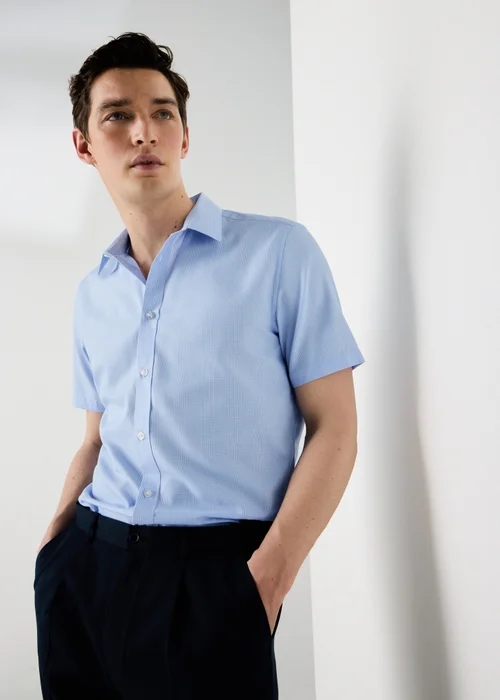 Taylor & Wright Blue Prince of Wales Check Short Sleeve Shirt - S Image 1