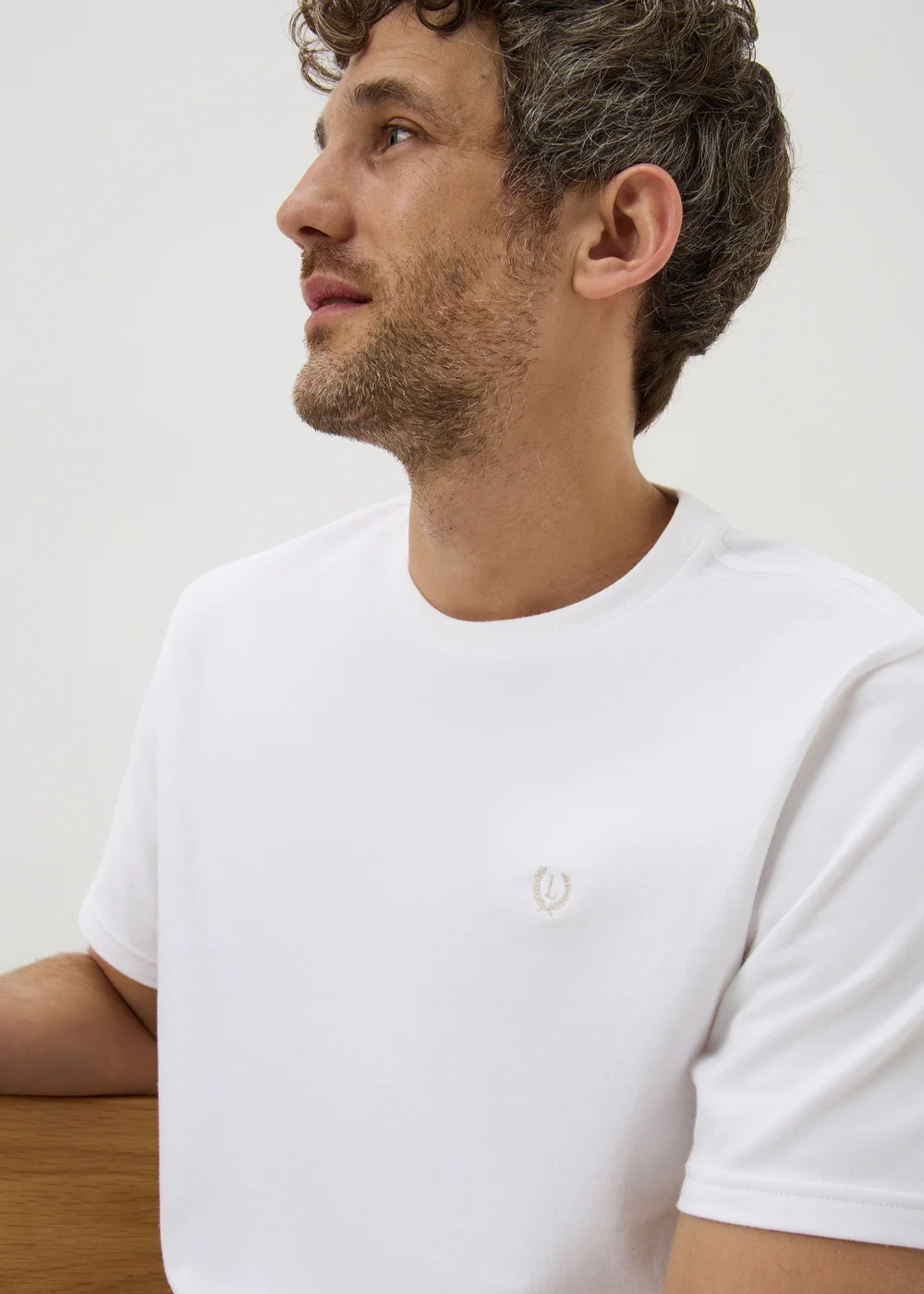 Lincoln Solid White T-Shirt - S Image 3