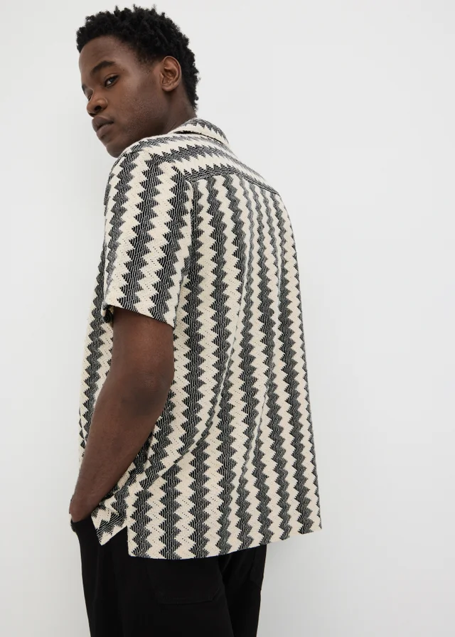 Black Stripe Crochet Short Sleeve Shirt