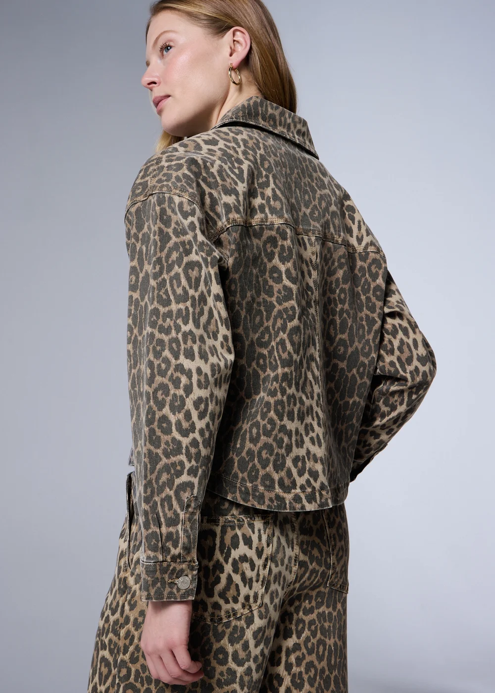 Brown Leopard Print Shacket - S Image 4