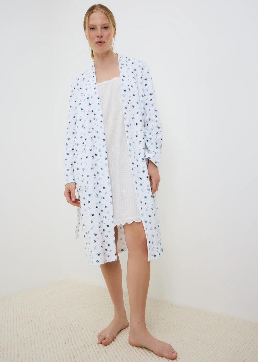 White Floral Waffle Dressing Gown - Extra small White Floral Waffle Dressing Gown - Extra small