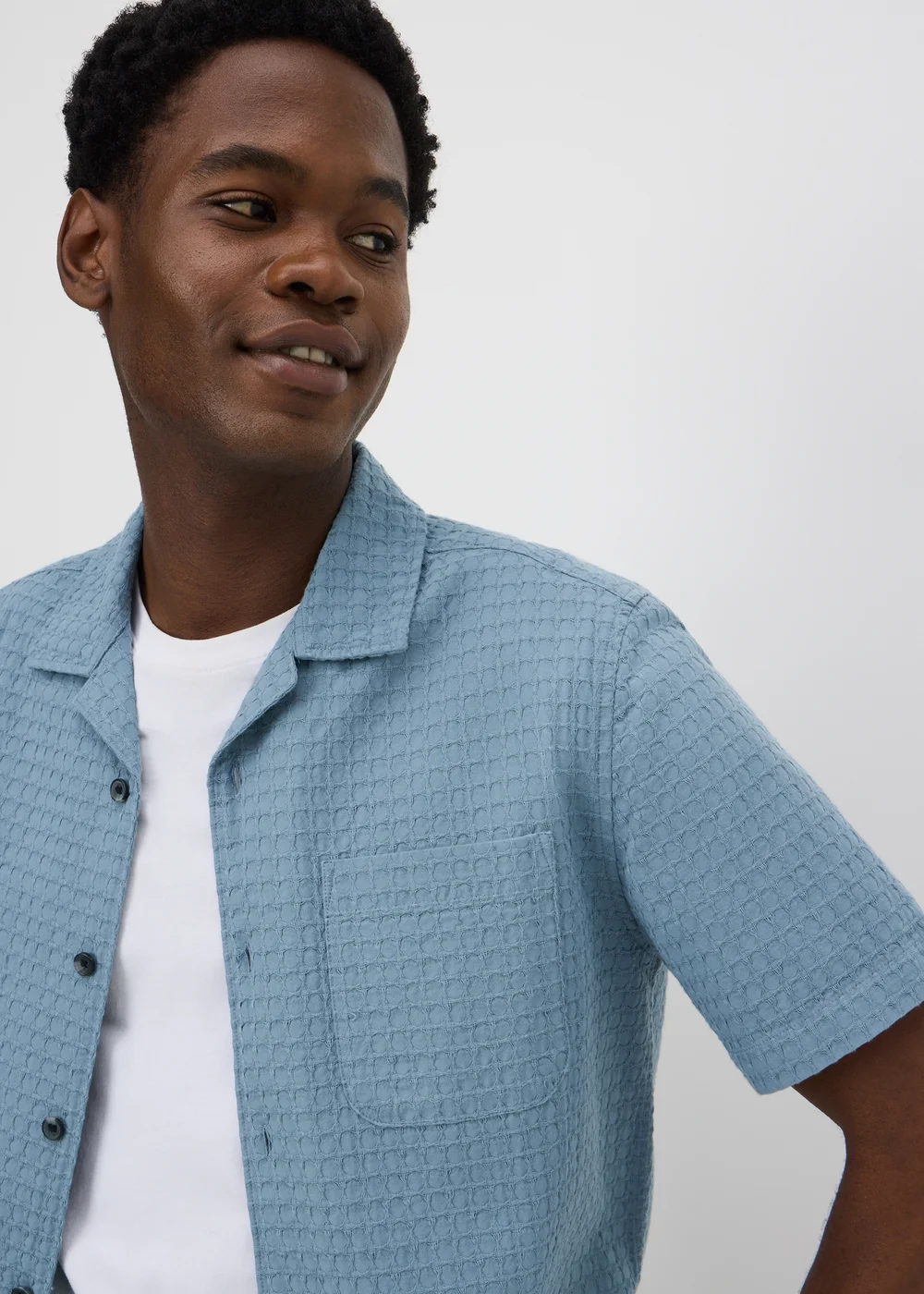 Blue Textured Revere Short Sleeve Shirt - S Image 3