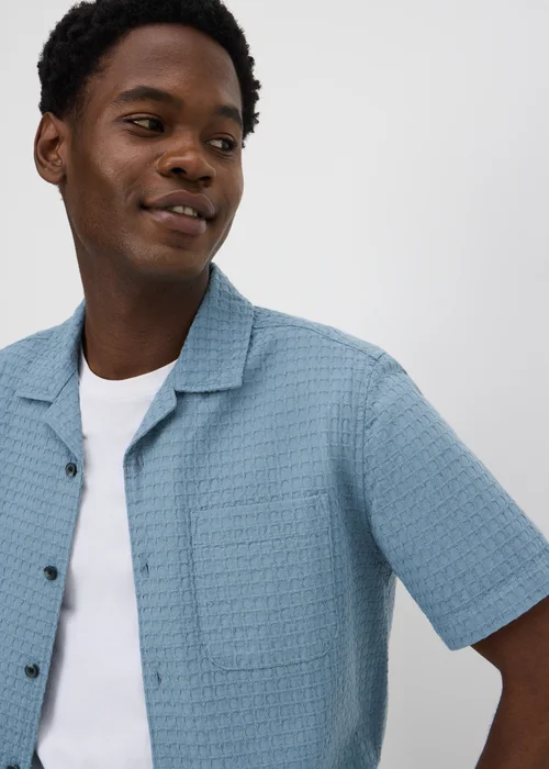 Blue Textured Revere Short Sleeve Shirt - S Image 3