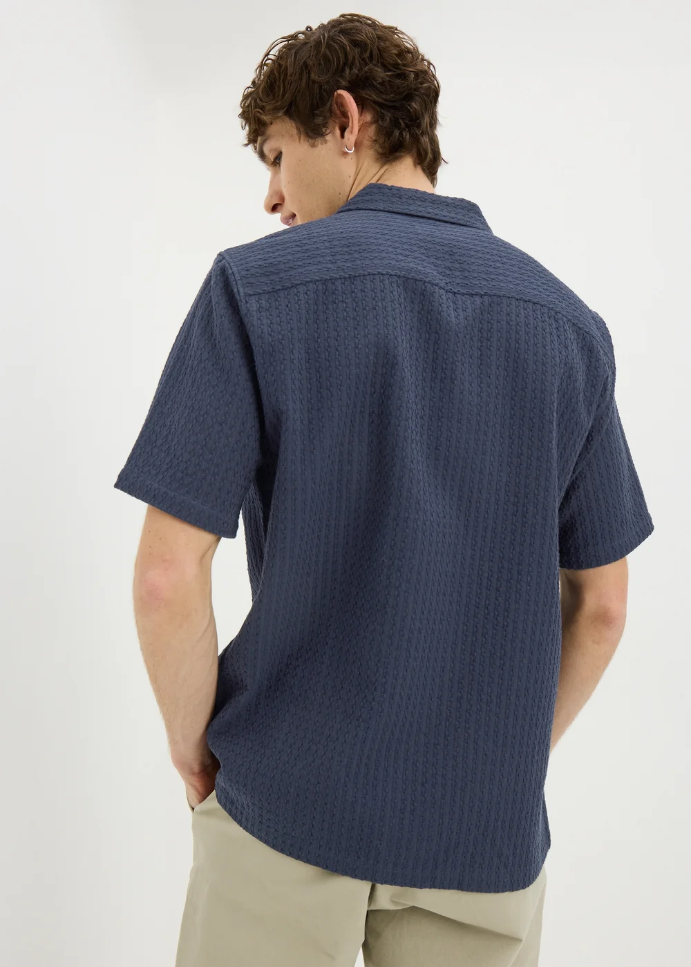 Navy Textured Short Sleeve Shirt - S Image 3