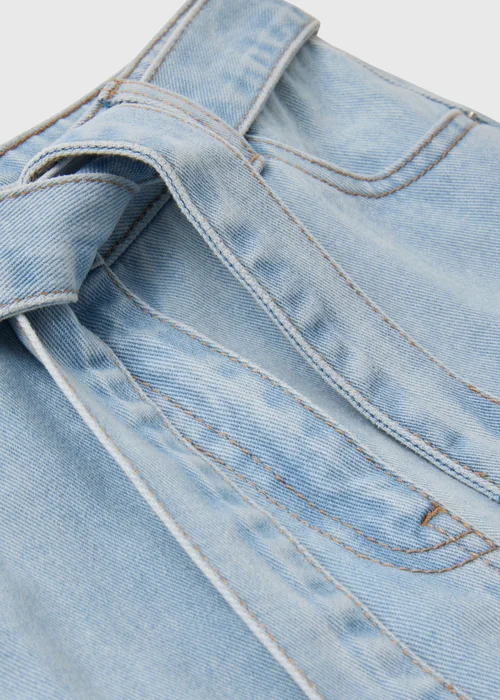 Light Wash Cargo Denim Shorts (7-15yrs) - Age 7 Years Image 2