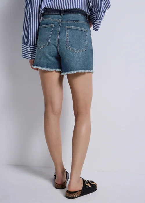 Blue Dark Wash Stretch Frayed Hem Denim Shorts - 22 Image 4