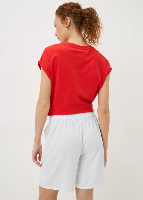White Clipper Shorts - Size 8 Image 3