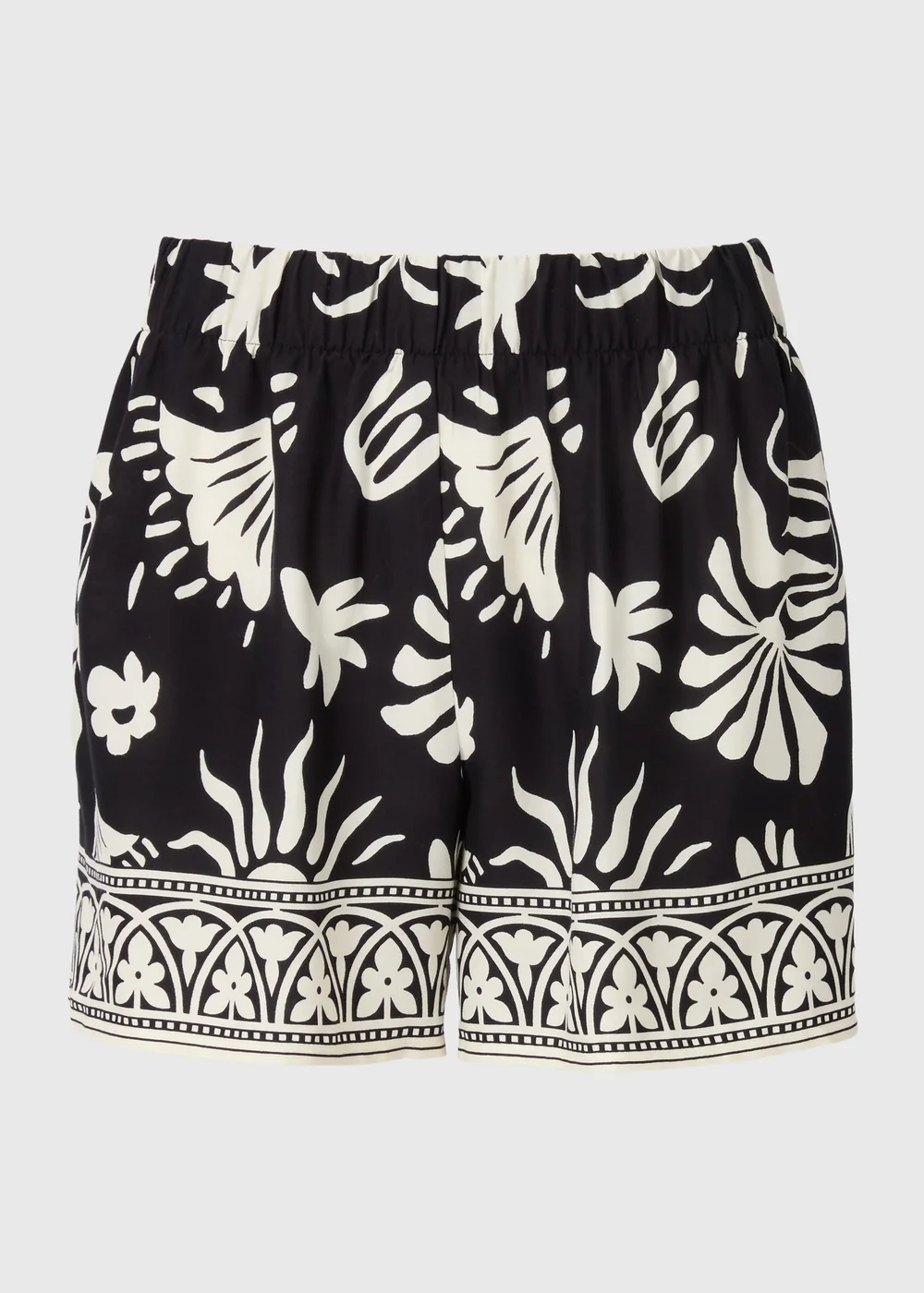 Black Sun Print Viscose Co Ord Shorts - Size 10 Image 4