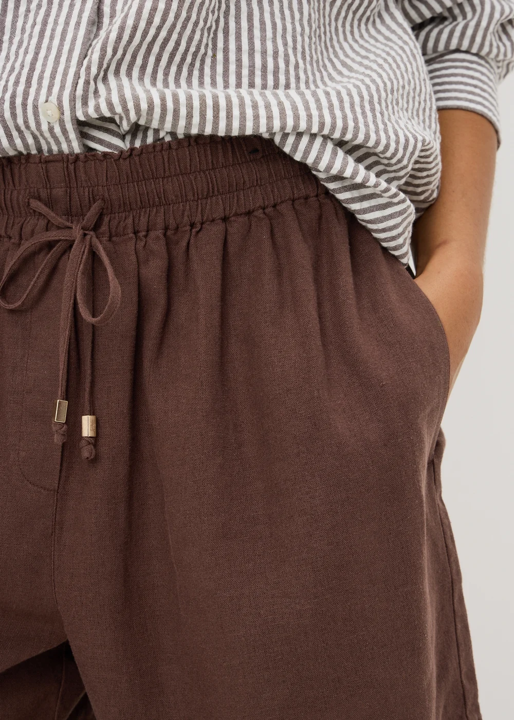 Chocolate Brown Linen Blend Co Ord Shorts - 8 Image 2