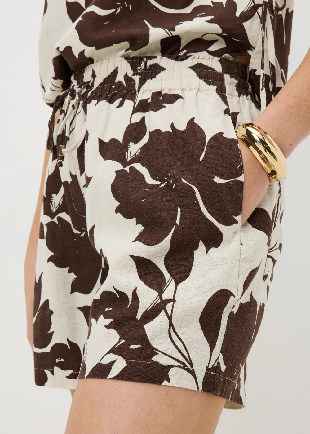 Chocolate Brown Floral Linen Co Ord Shorts - 20 Image 2