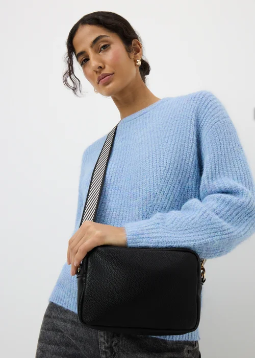 Black Camera Bag - One Size Image 2