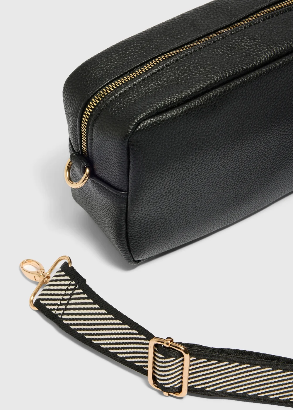 Black Camera Bag - One Size Image 4