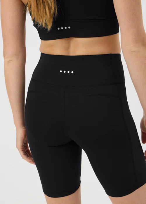 Souluxe Black Cycling Shorts - Size 8 Image 3