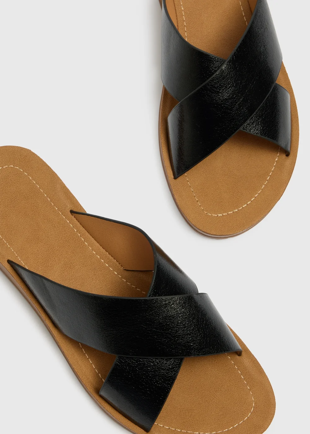 Soleflex Black Cross Strap Sandals - Size 4 Image 2