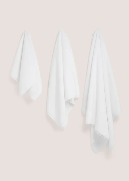 White Luxury Zero Twist Towels - Hand Towel Image 1