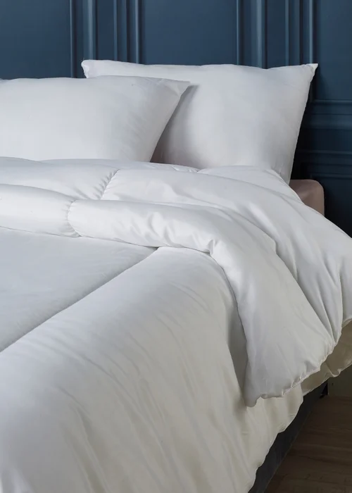 Downland Soft Touch White 13.5 Tog Duvet - Single Image 2
