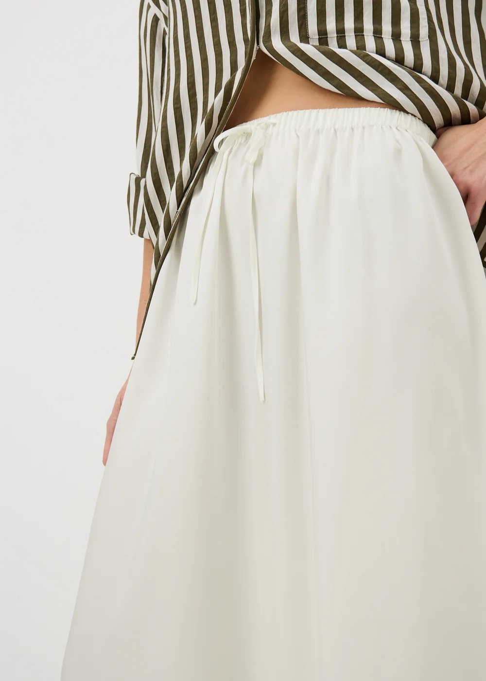 Cream Satin Drawstring Maxi Skirt - 22 Image 3