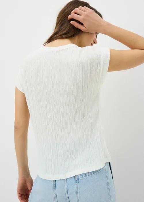 White Textured Cap Sleeve T-Shirt - 18 Image 3