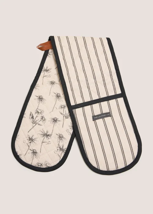 Kitchen Co Floral Oven Gloves Image 1