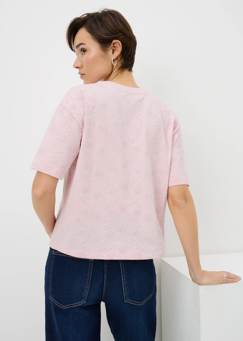 Pink Embroidered Box Top - L Image 1