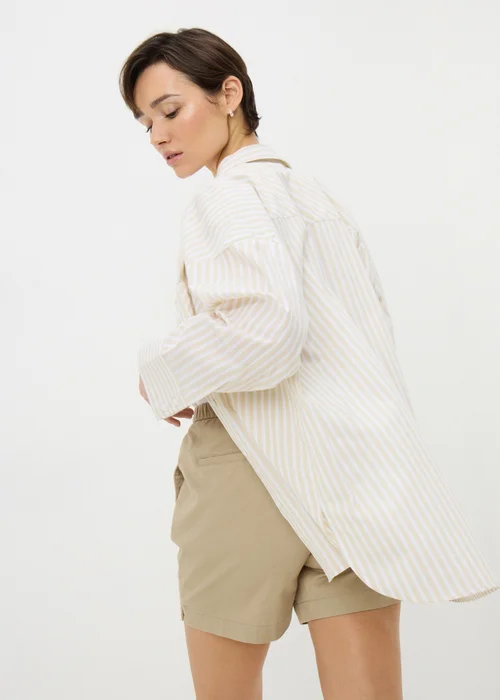 Camel Stretch Pull On Shorts - 20 Image 3