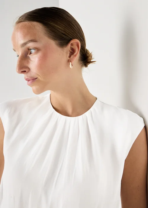 Et Vous Cream Satin Pleated Front Top - 16 Image 2
