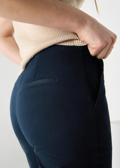 Et Vous Navy Ankle Grazer Slim Fit Trousers (Long Length) - Size 08 33 leg Image 3